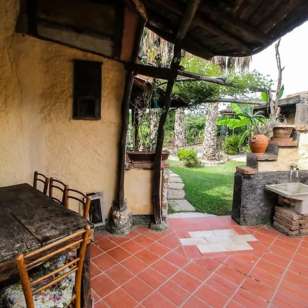 Agriturismo Casa Del Contadino Farm stay Drapia