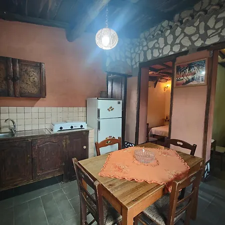 Agriturismo Casa Del Contadino Farm stay Drapia