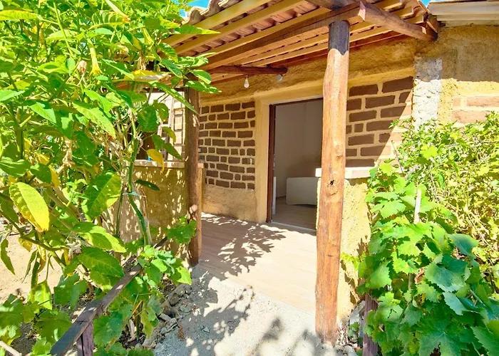 Casa Del Contadino *